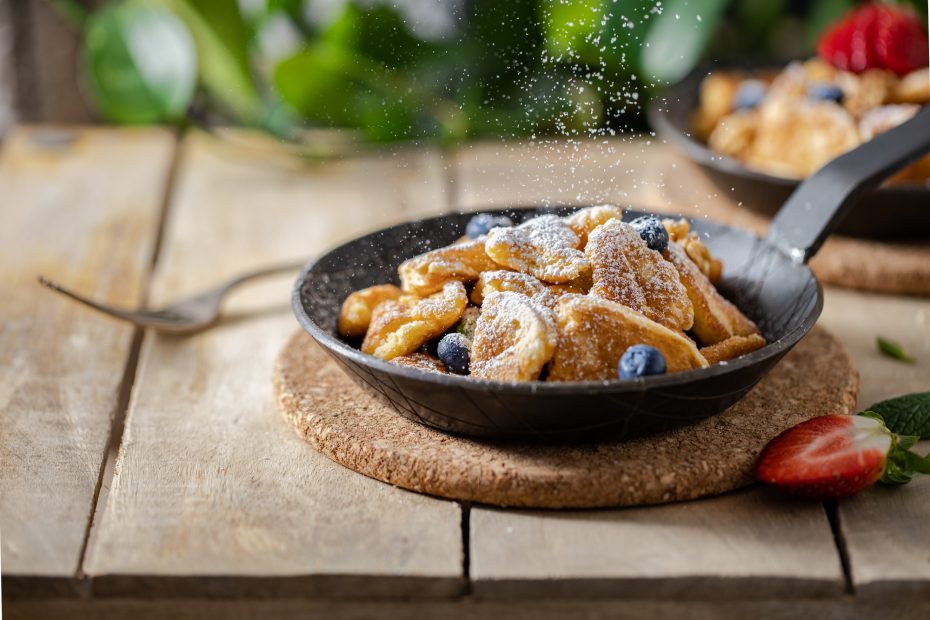 pan with kaiserschmarrn for breakfast with berries